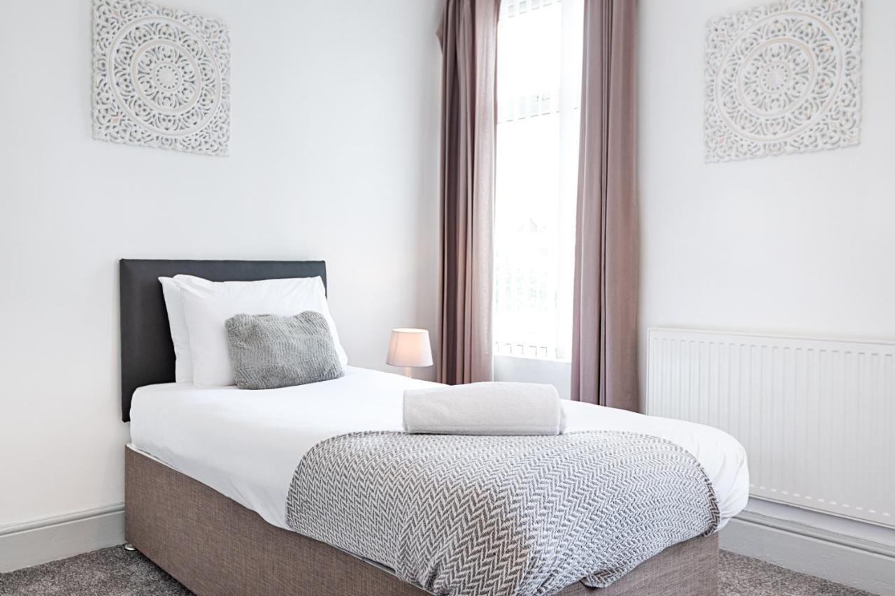 Walk To Swansea Stadium, 3 Rooms, Smart Tv'S Εξωτερικό φωτογραφία